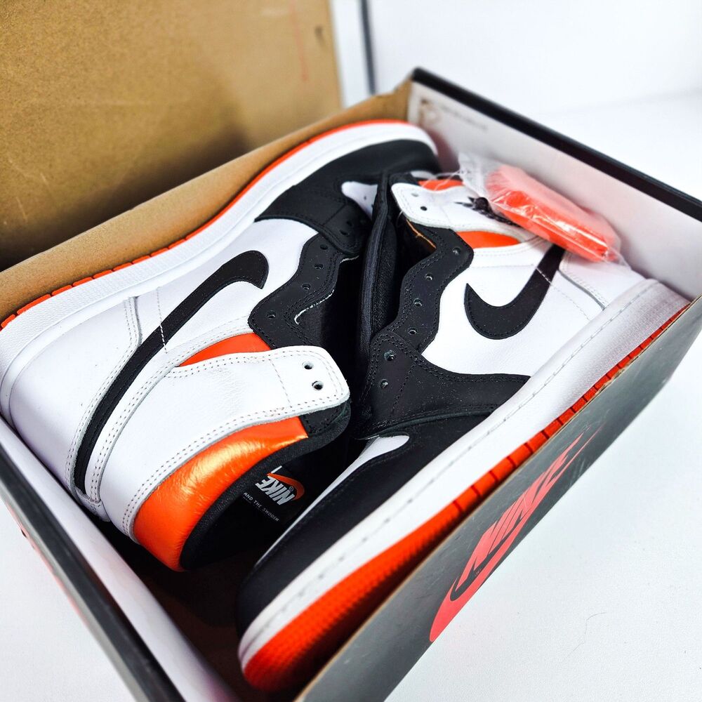 Nike Air Jordan 1 Retro High OG Electro Orange 555088-180 Men’s Size 9 OG All
